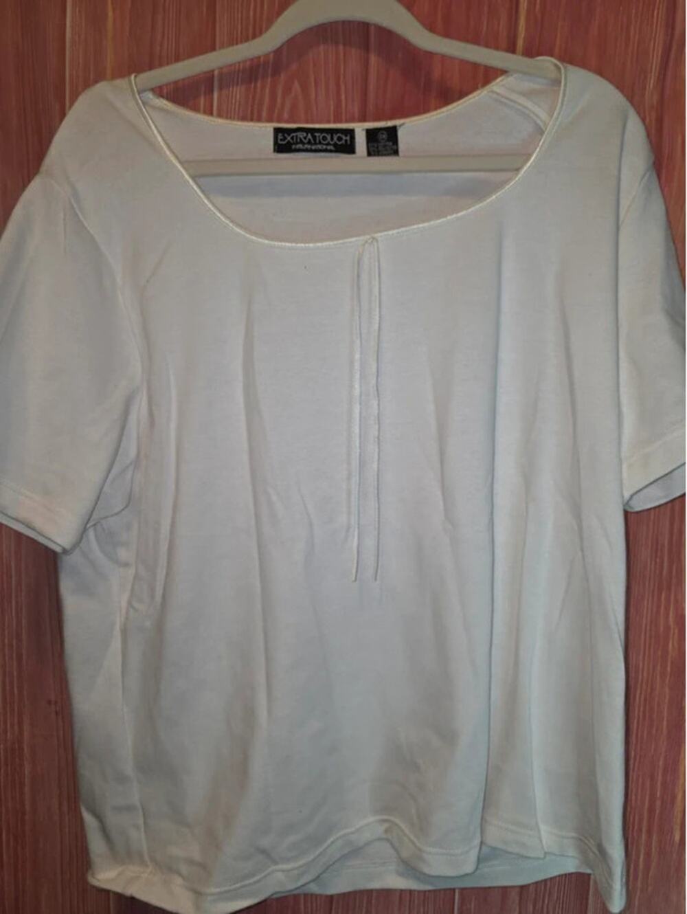 Extra Touch International White Satin Trim Ribbon Tie Scoop Neck Top 3X